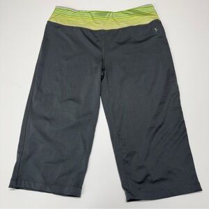Danskin Women’s Wide Leg Capri with Lime Waistband